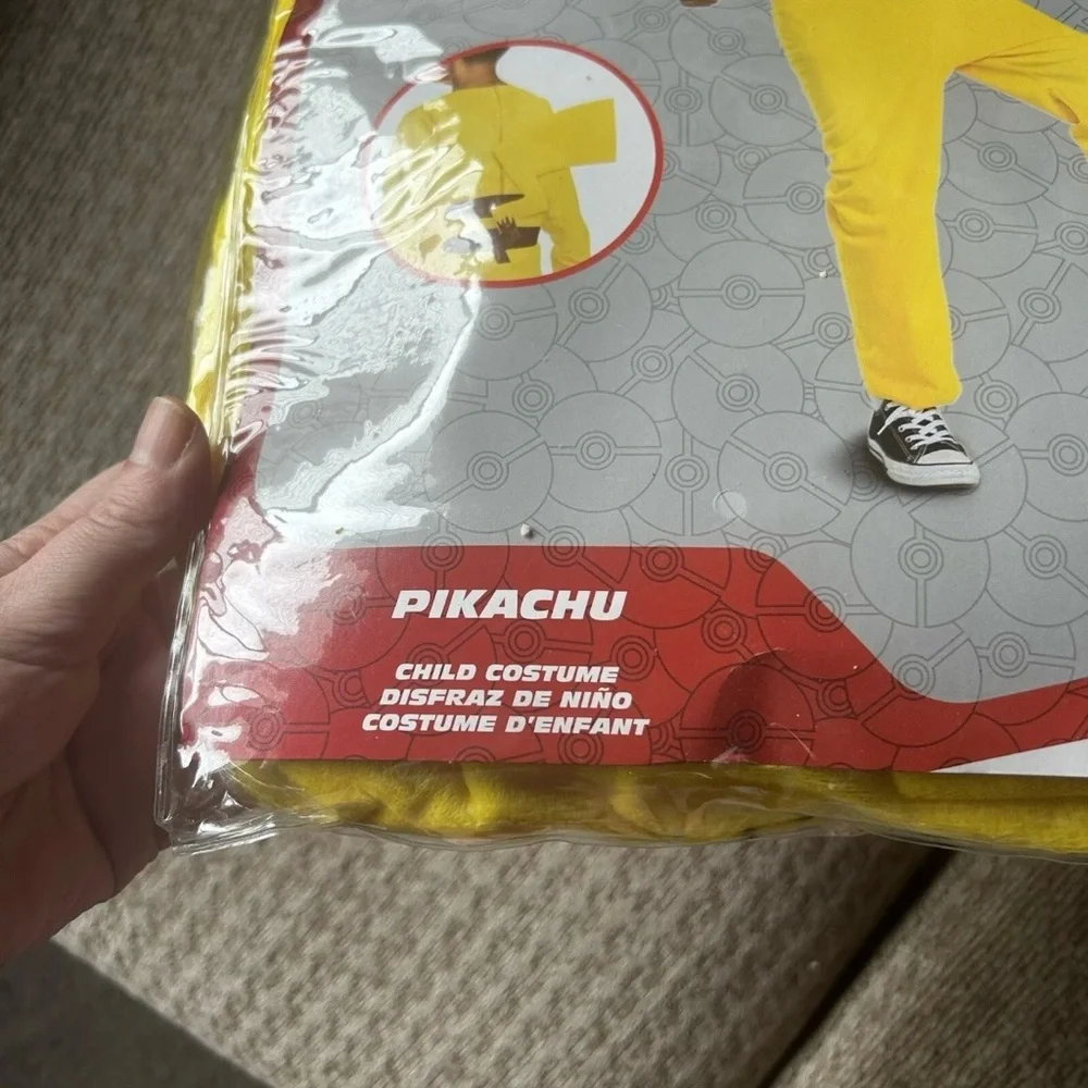 NEW Pokemon PIKACHU Kids Unisex Halloween Costume Jumpsuit Headpiece Large - Picture 7 of 7